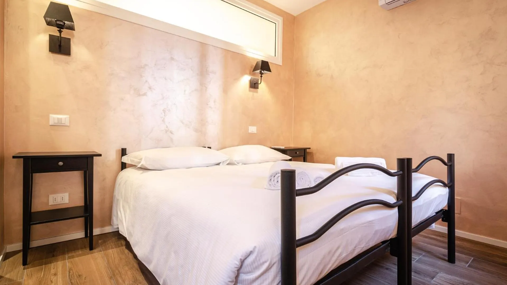 Malcontenti Home Bologna